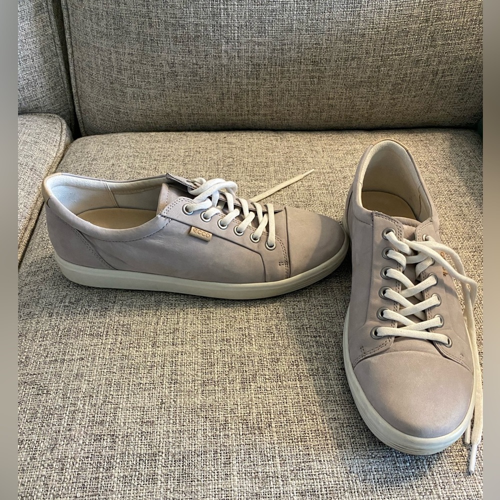 ECCO women’s soft 7 sneakers